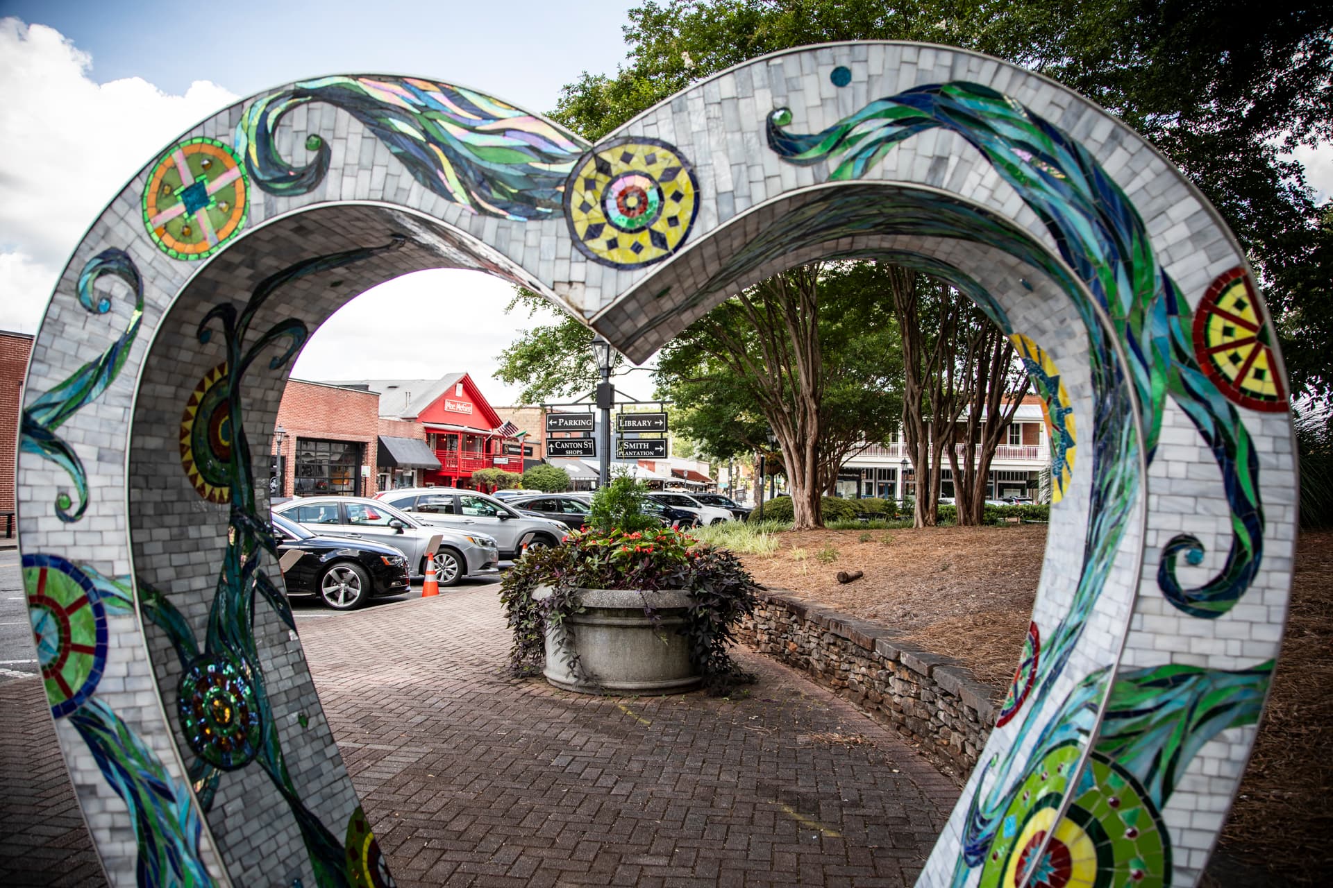 canton street in downtown roswell with heart art