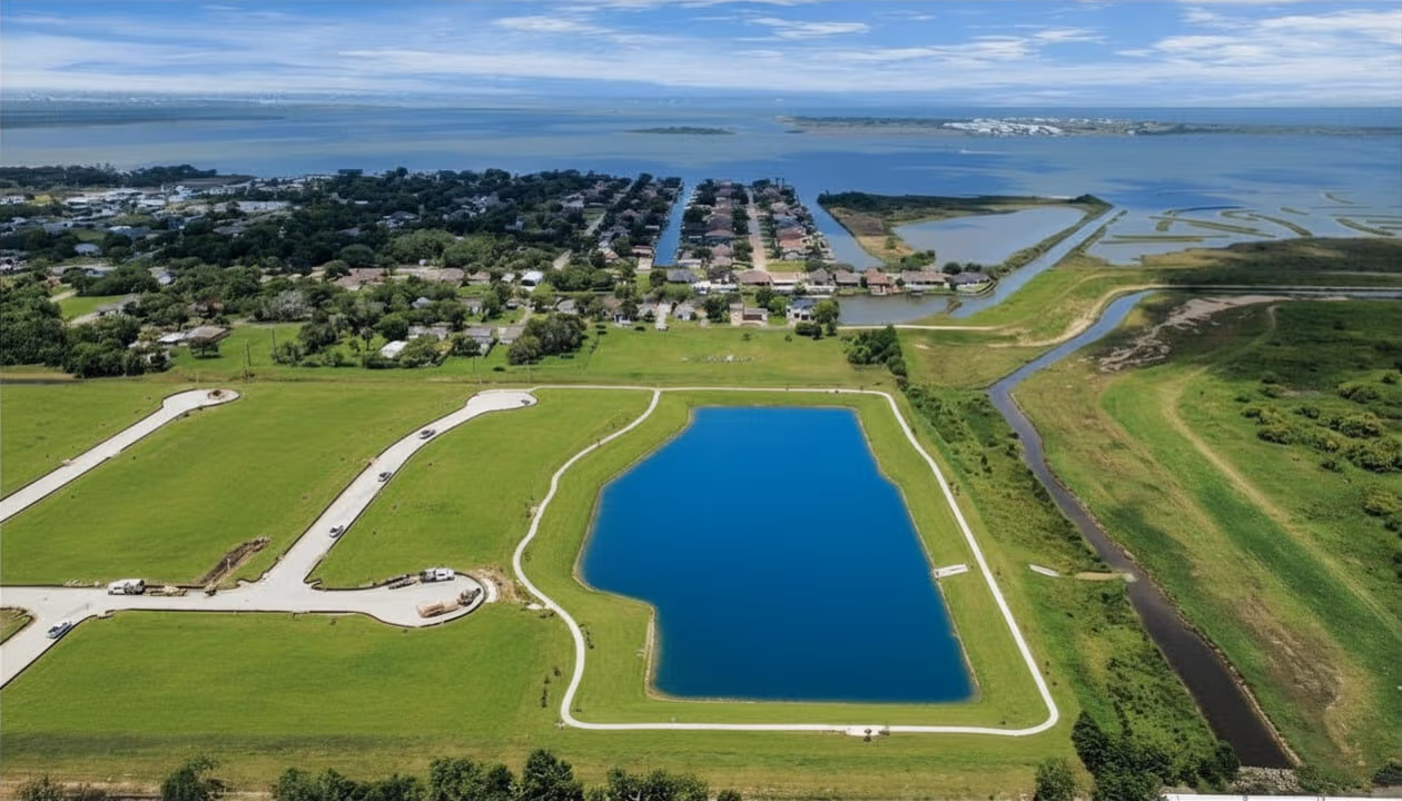 drone image of sunrise cove community