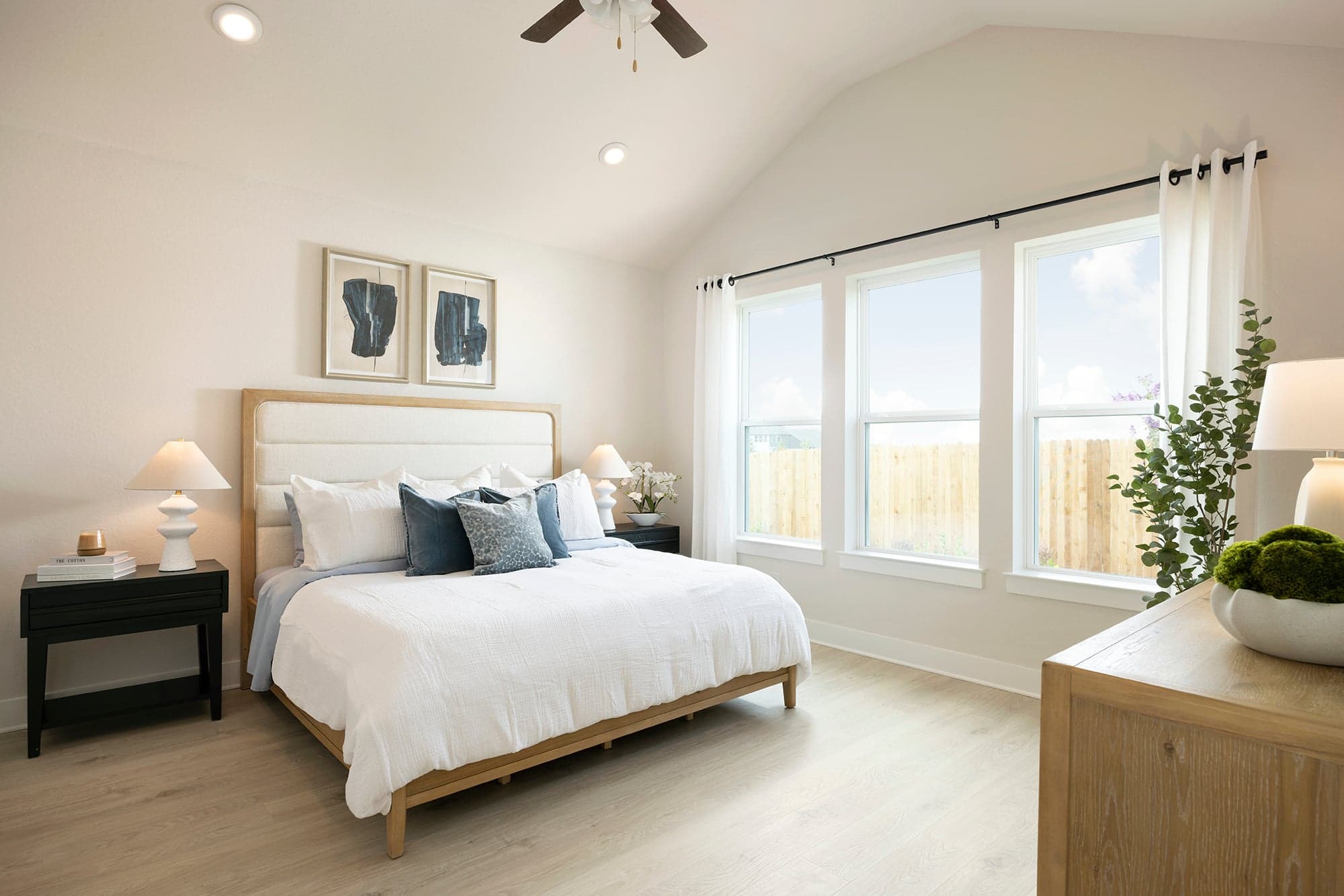 Venado_Aransas_Bed 1_web.jpg